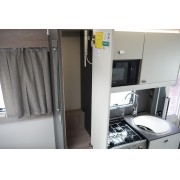 Swift Voyager 494