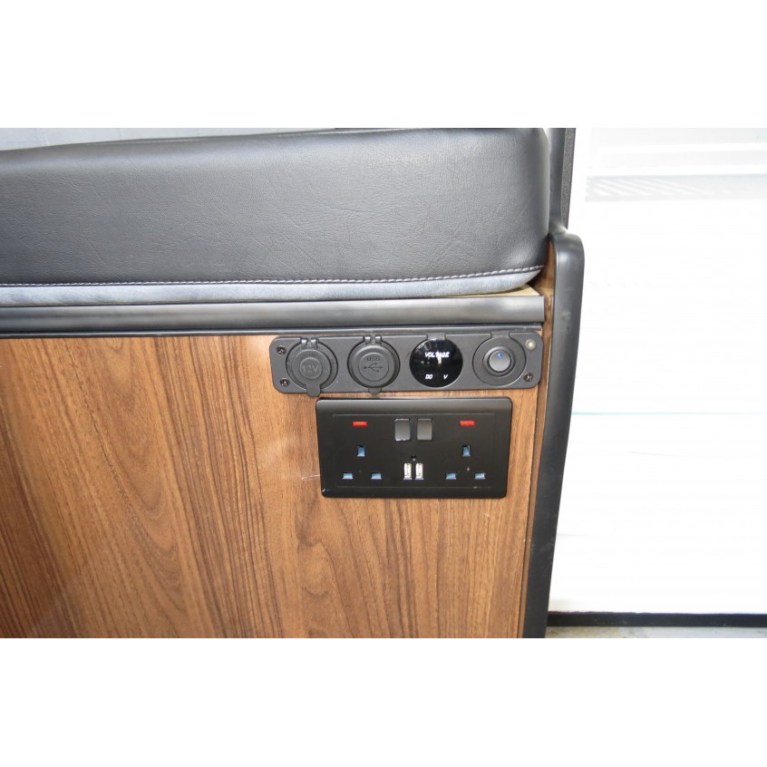 Bulldog Campevan Automatic 21 Reg