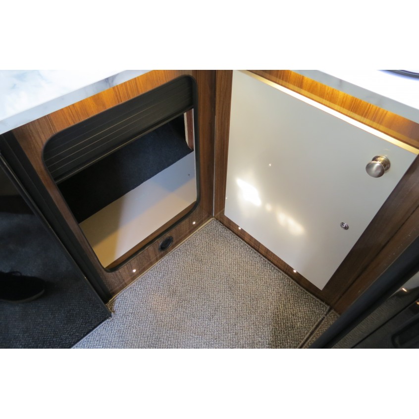 Bulldog Campevan Automatic 21 Reg