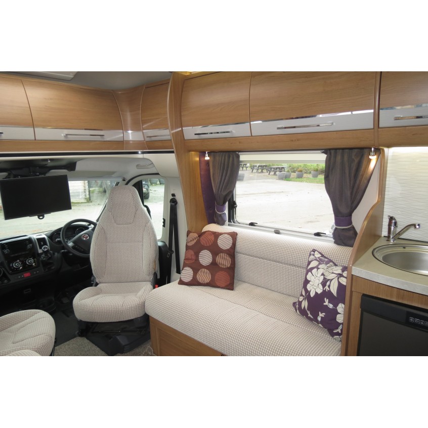 Autotrail Tracker RS
