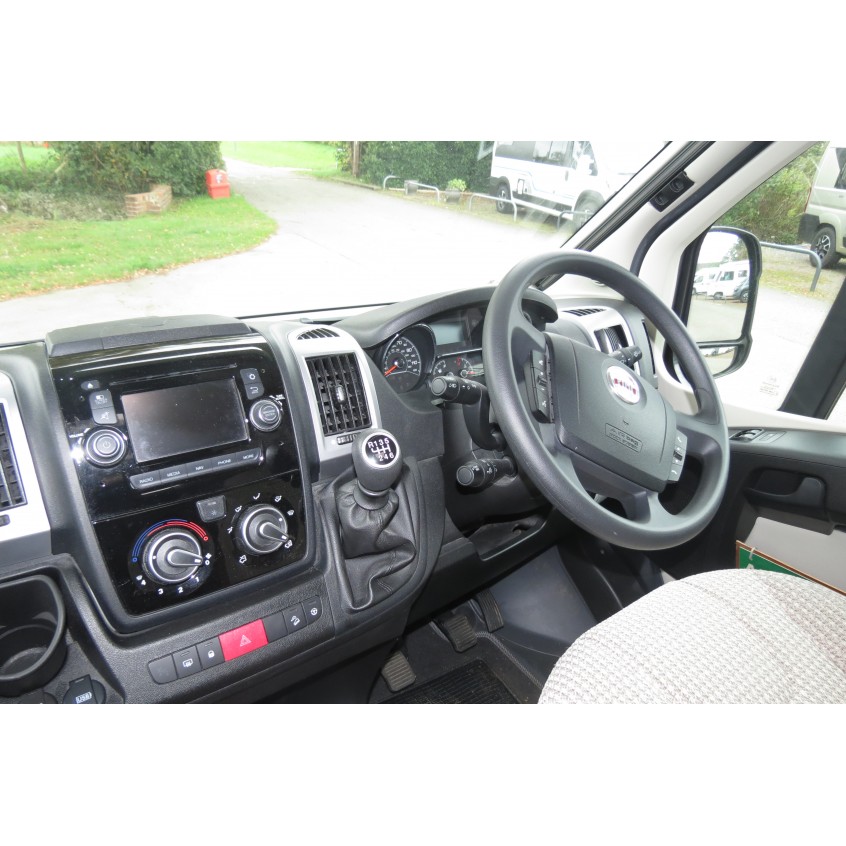Autotrail Tracker RS