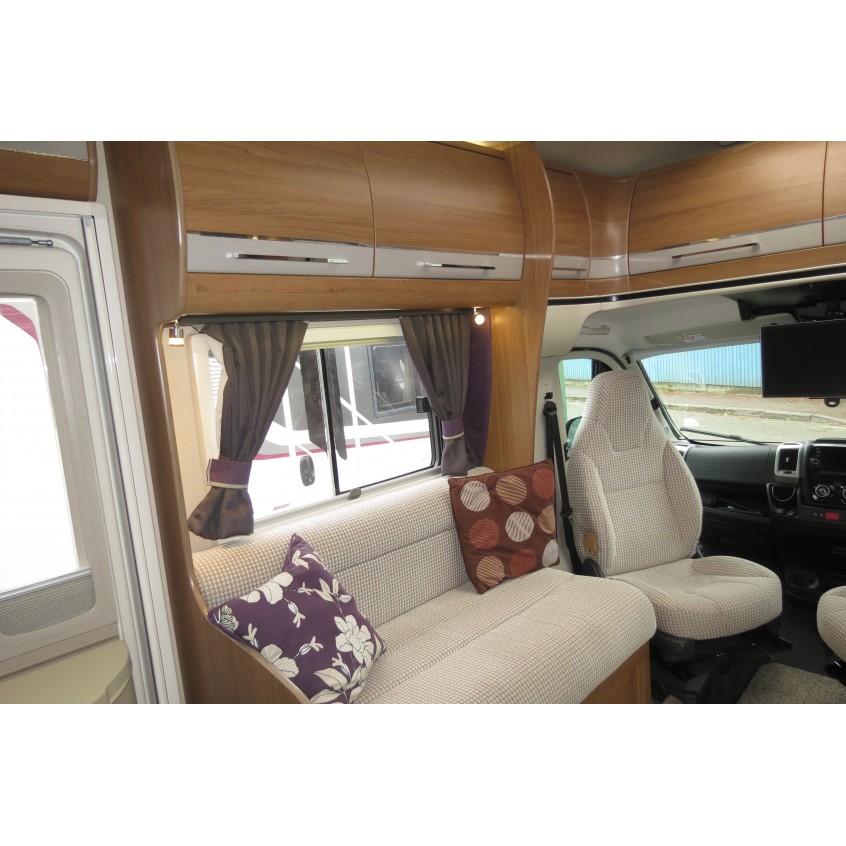 Autotrail Tracker RS