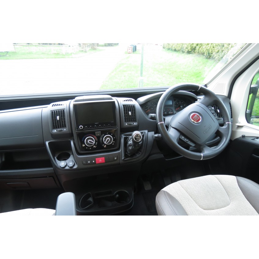 Autotrail V-Line 636 Sport