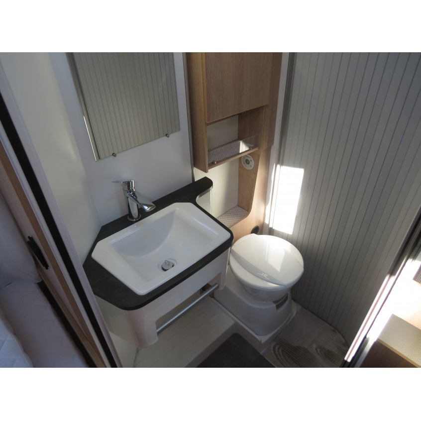 Joa-Camp Motorhome 75T