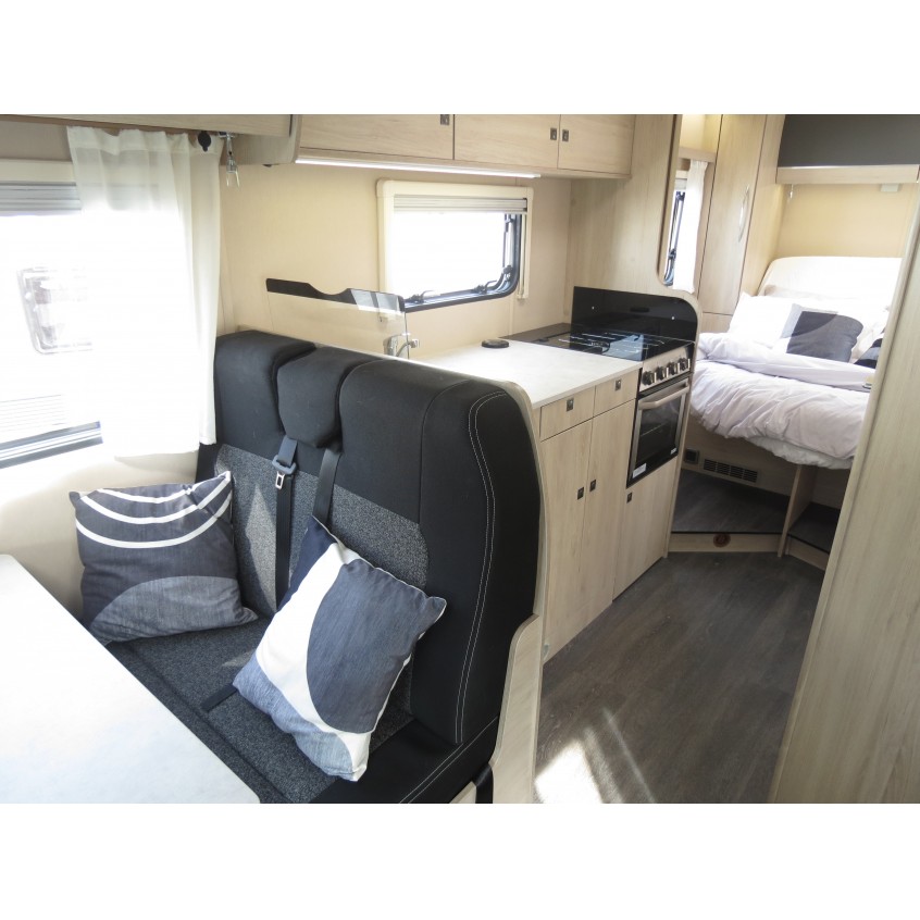 Autotrail Expedition C71