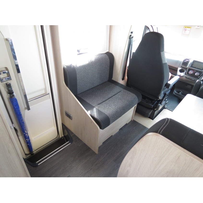 Autotrail Expedition C71