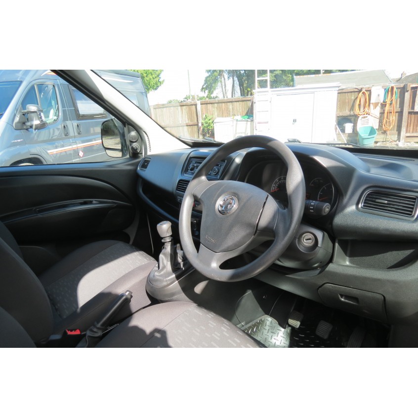 Nu Venture Micro Compact - 1.6L Vauxhall Combo