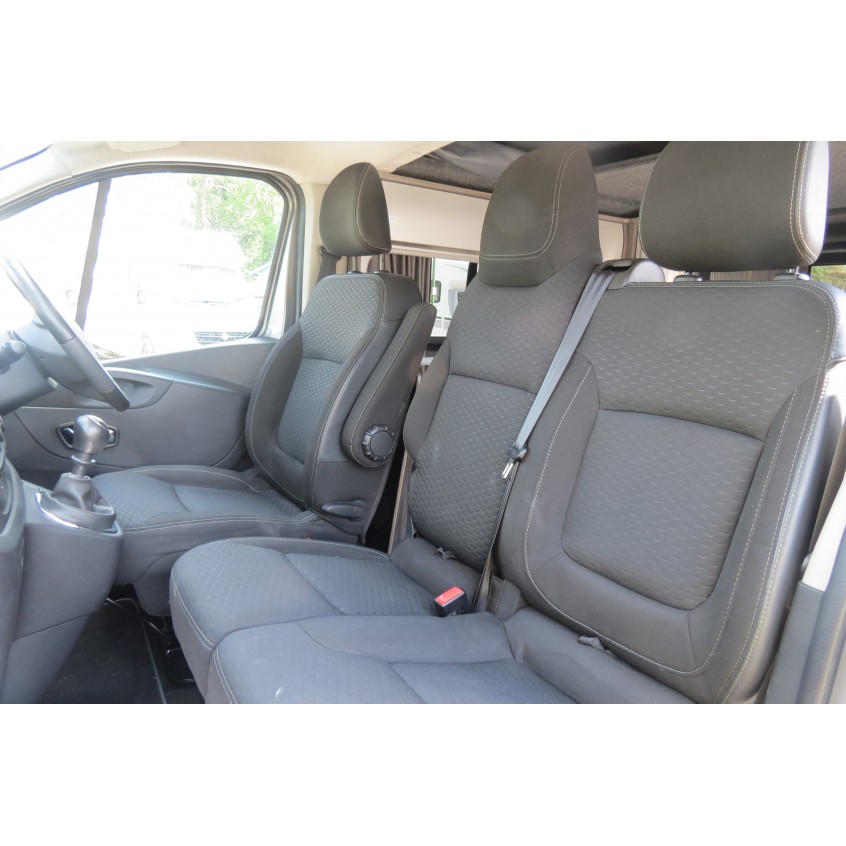 Vauxhall Vivaro - Voyager Conversion