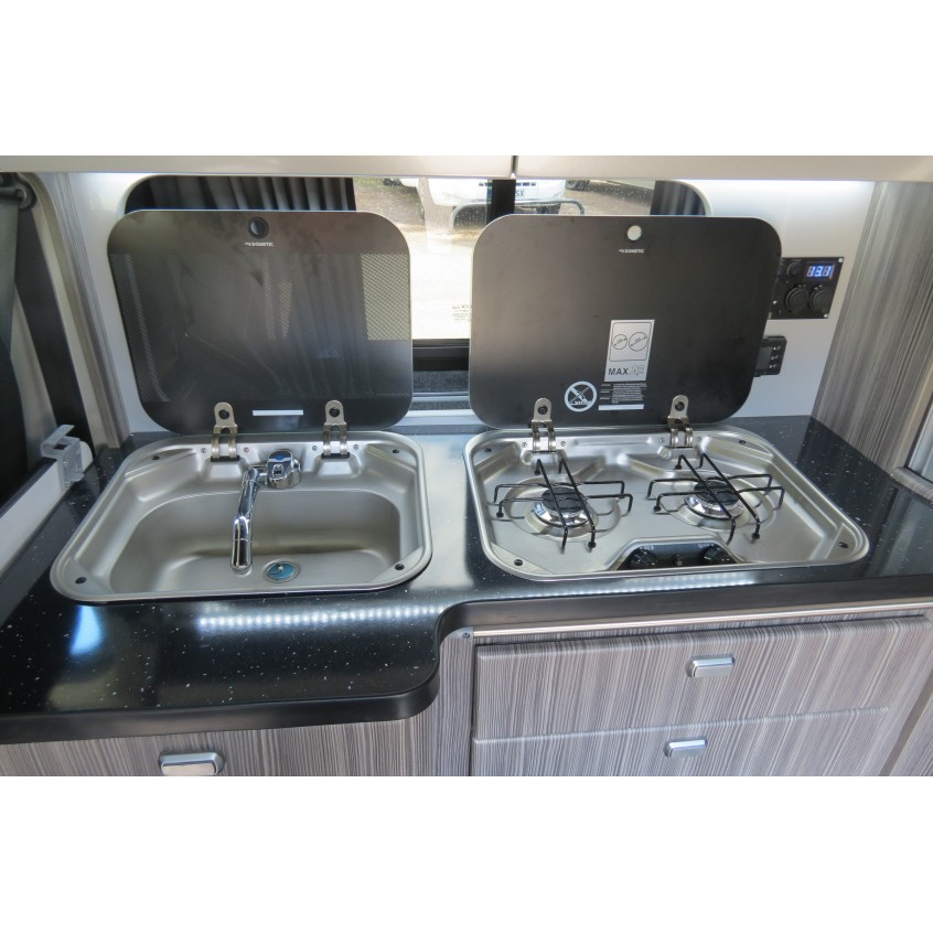Vauxhall Vivaro - Voyager Conversion