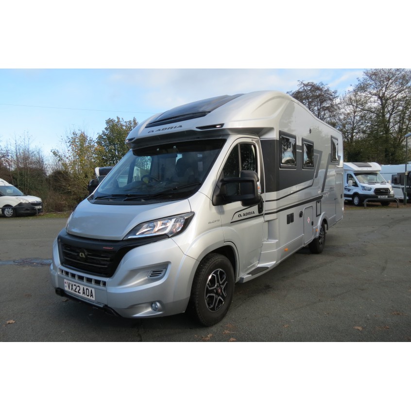 Adria Matrix Supreme 670 DL