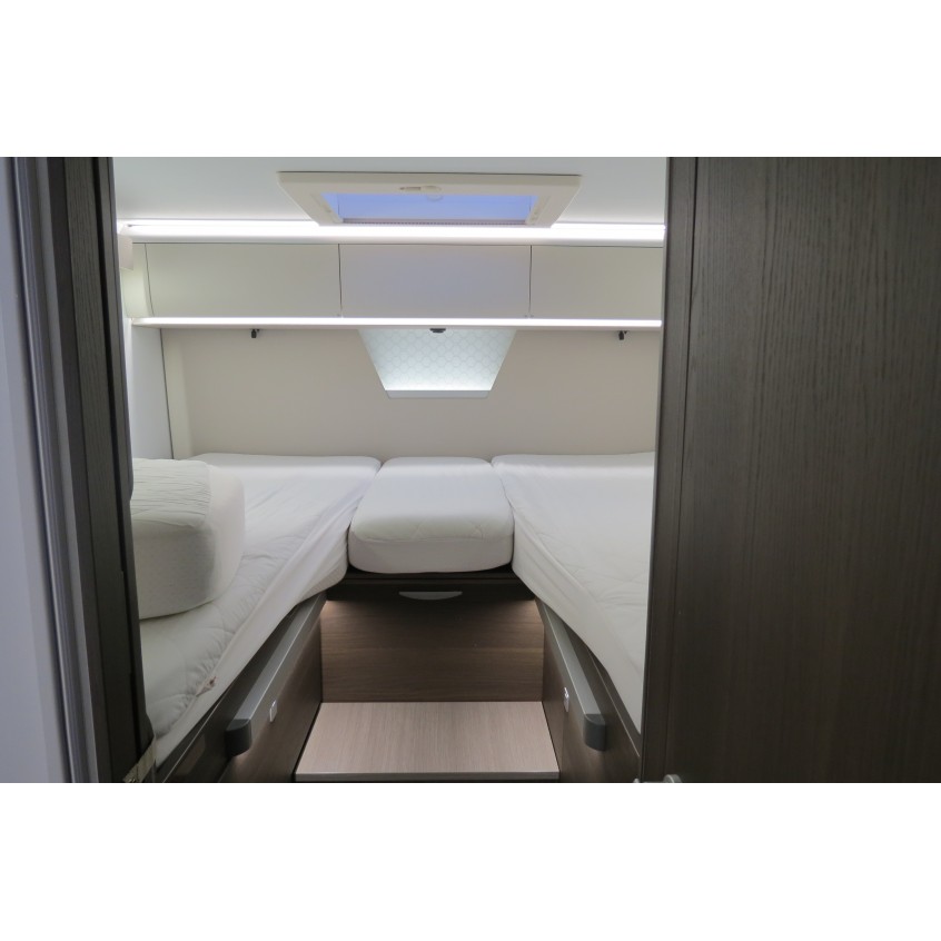 Adria Matrix Supreme 670 DL