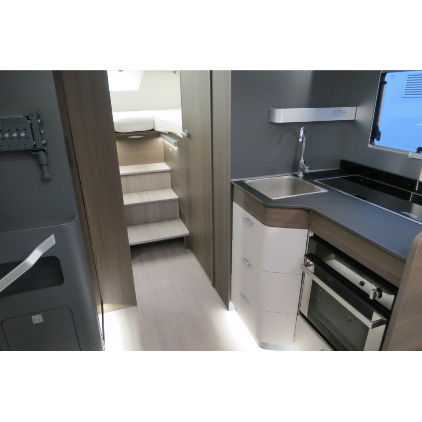 Adria Matrix Supreme 670 DL