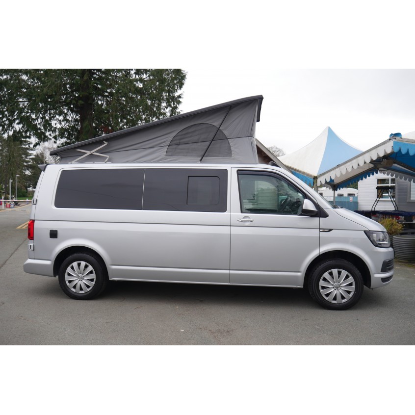 Volkswagen T30 LWB Camper Van - Electric Bed