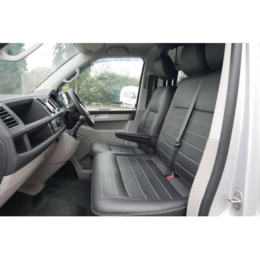 Volkswagen T30 LWB Camper Van - Electric Bed