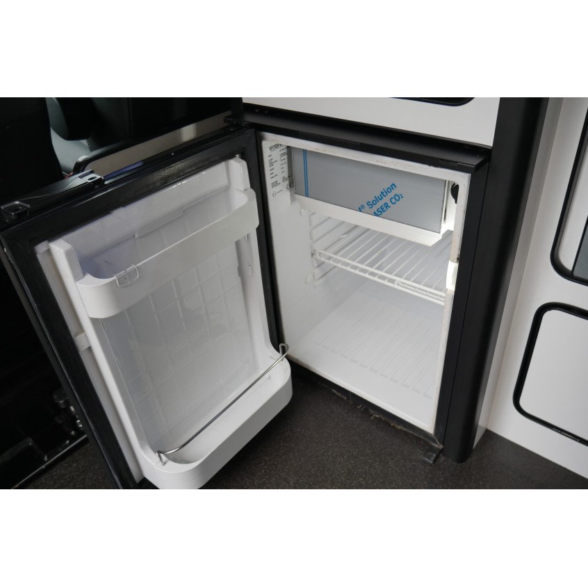 Volkswagen T30 LWB Camper Van - Electric Bed