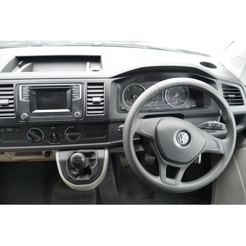 Volkswagen T30 LWB Camper Van - Electric Bed