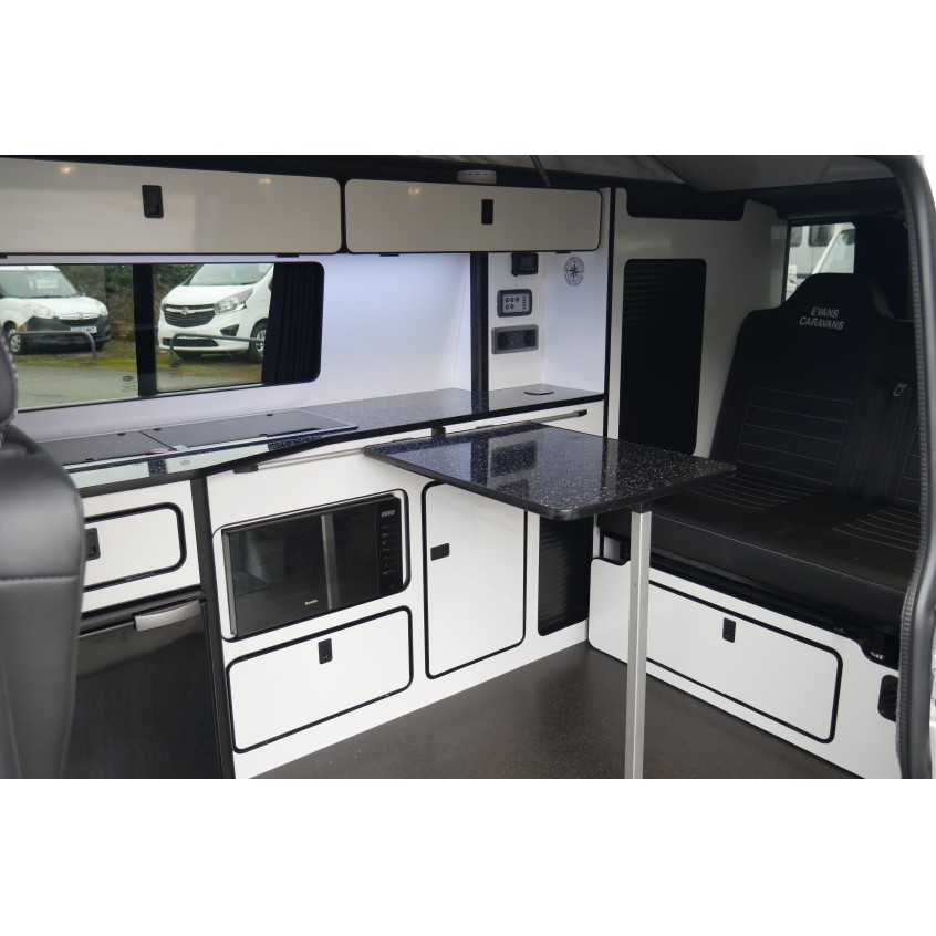 Volkswagen T30 LWB Camper Van - Electric Bed