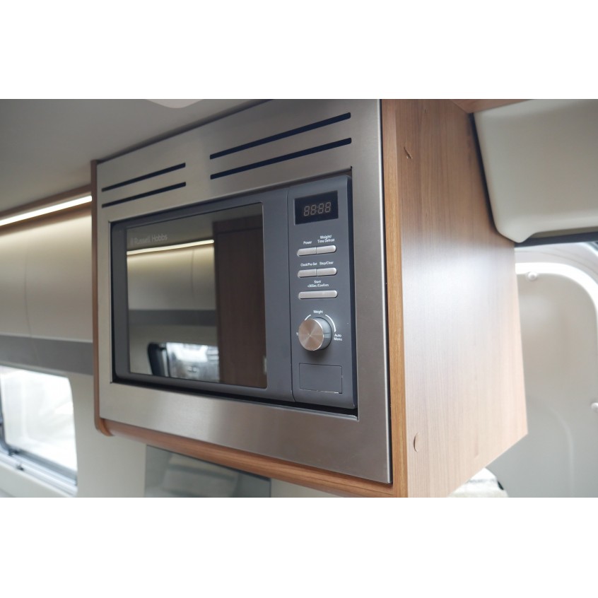 Autotrail V-Line 635 SE - AUTOMATIC