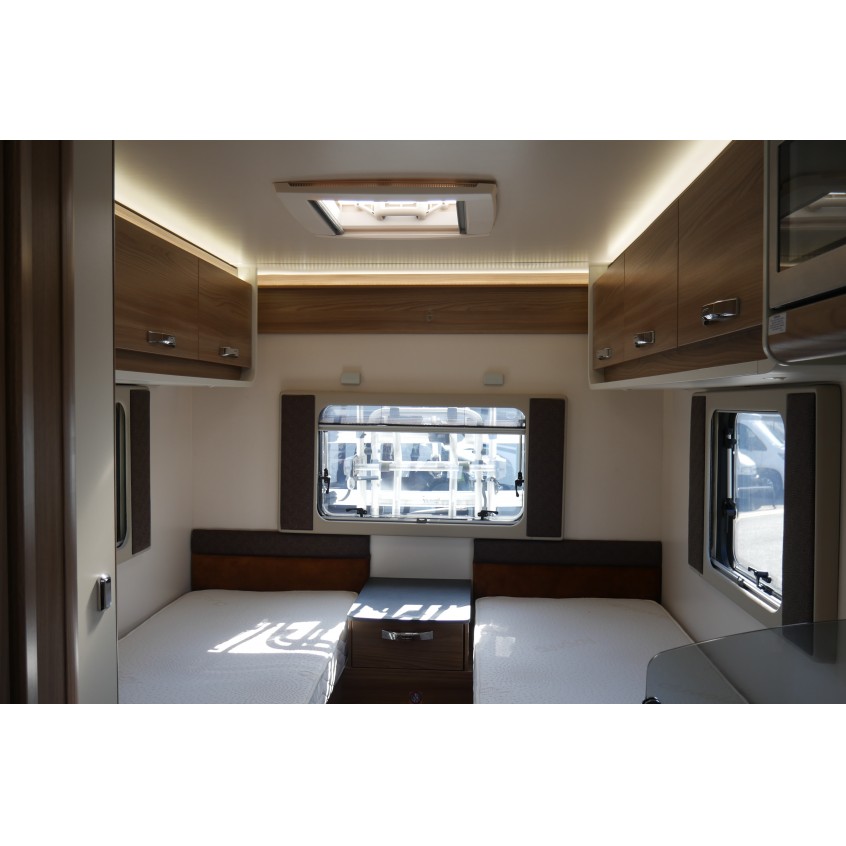 Swift Escape Compact C502 - Special Edition