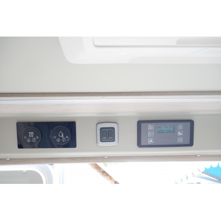 Autotrail Expedition 67 Flex