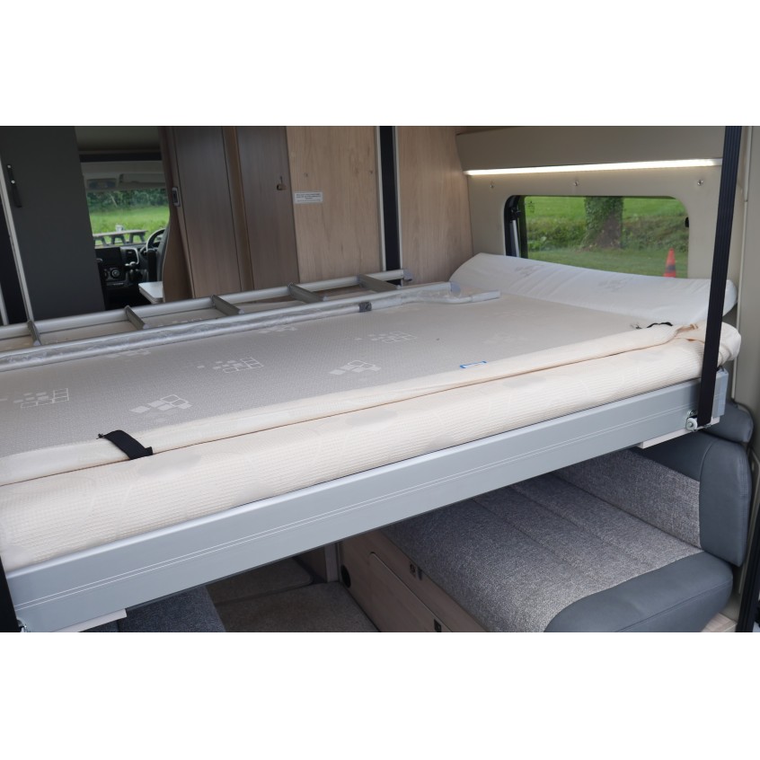 Autotrail Expedition 67 Flex