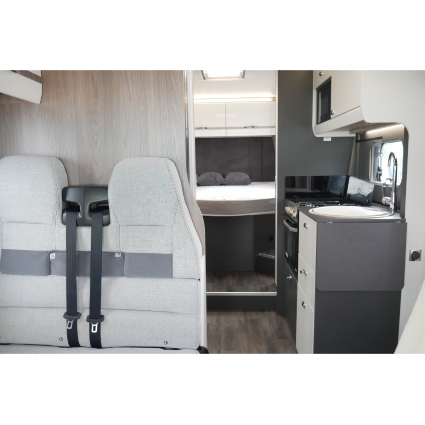 Swift Voyager 494