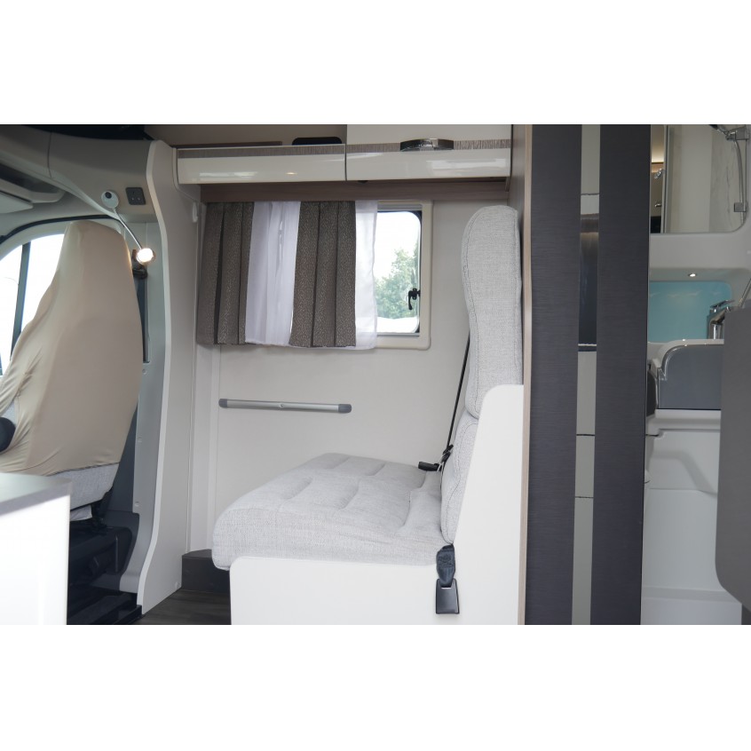 Swift Voyager 494