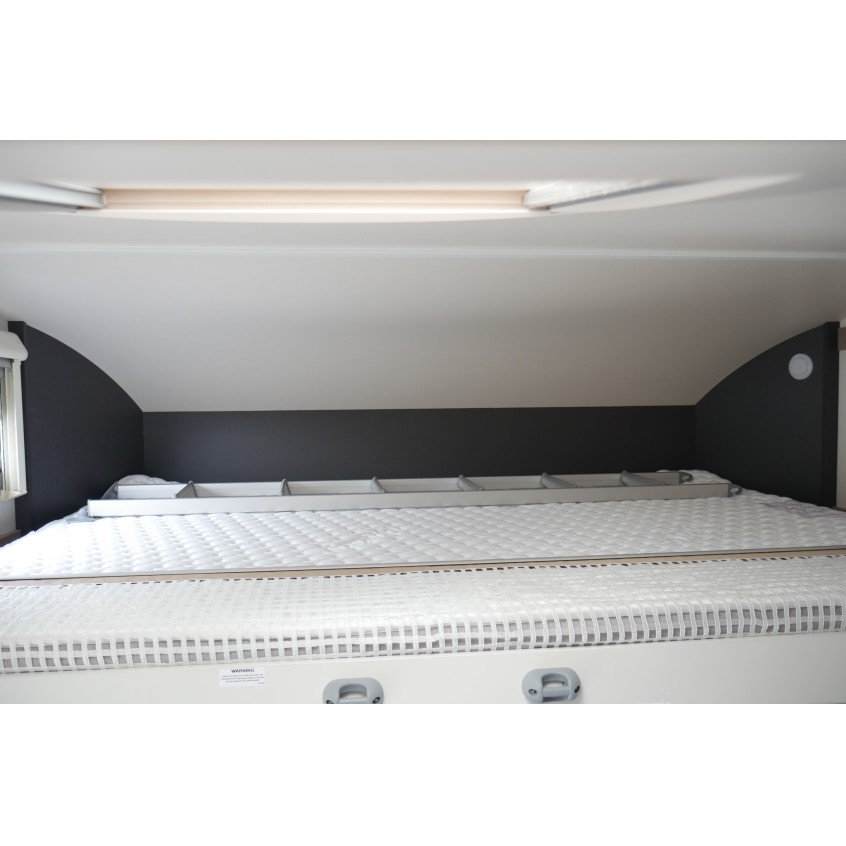 Swift Voyager 494