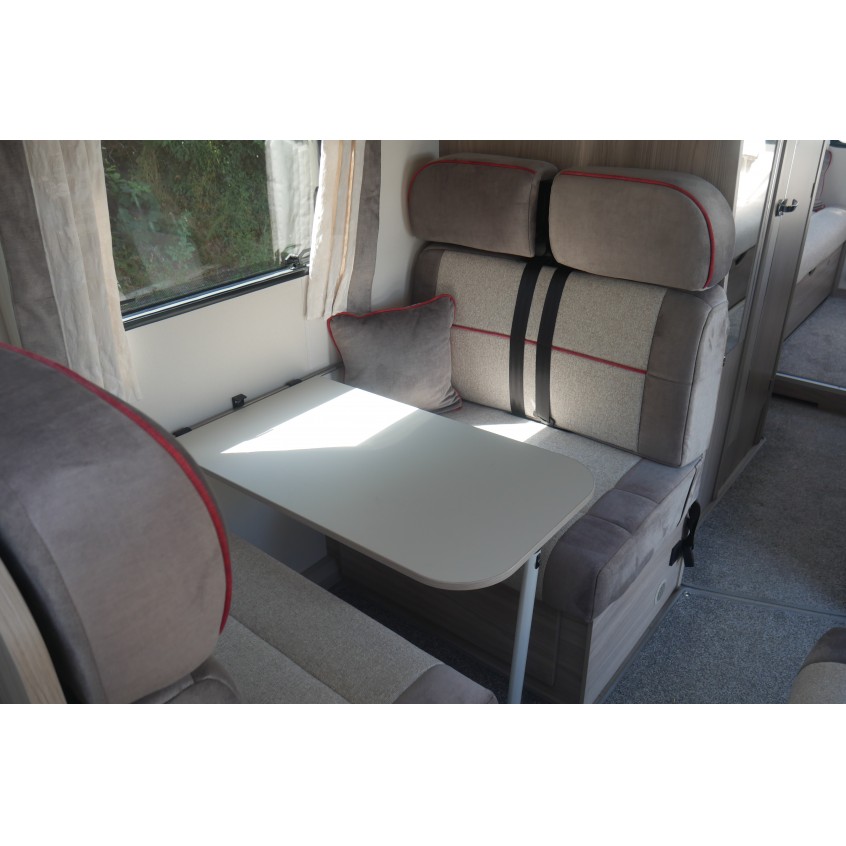 Elddis Majestic 196