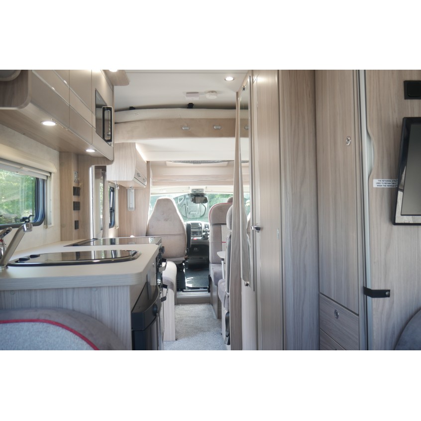 Elddis Majestic 196