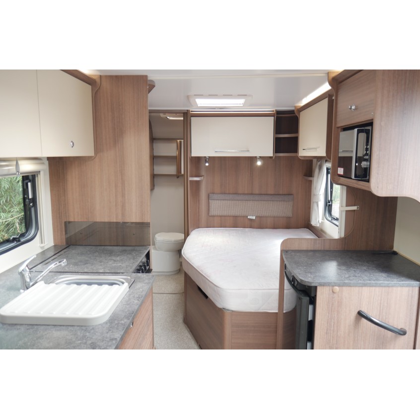 Bailey Phoenix 440 Caravan