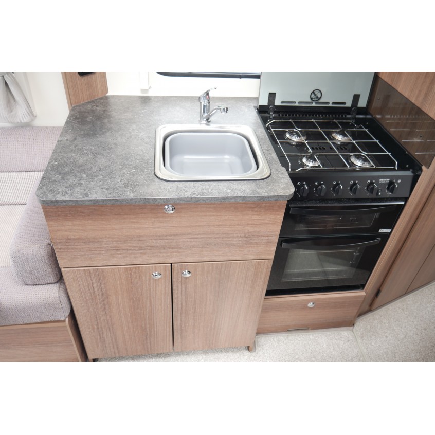 Bailey Phoenix 440 Caravan