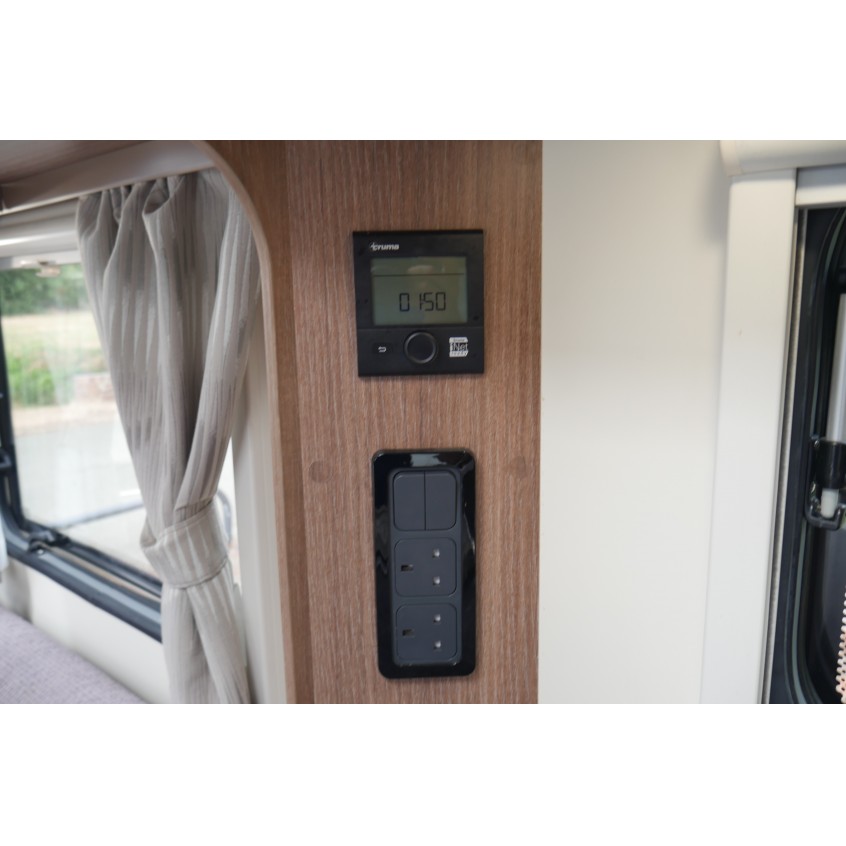 Bailey Phoenix 440 Caravan