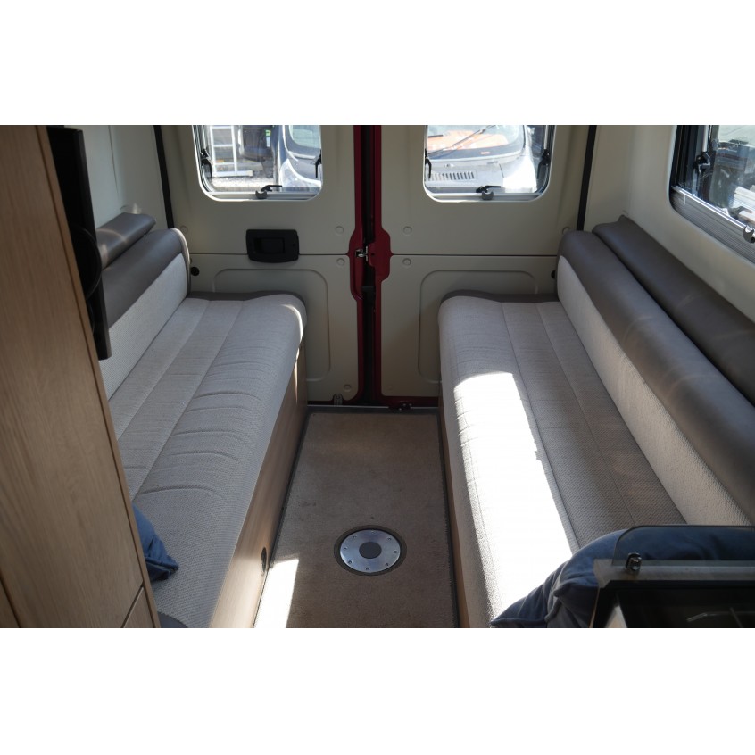Autotrail V-Line 634 SE