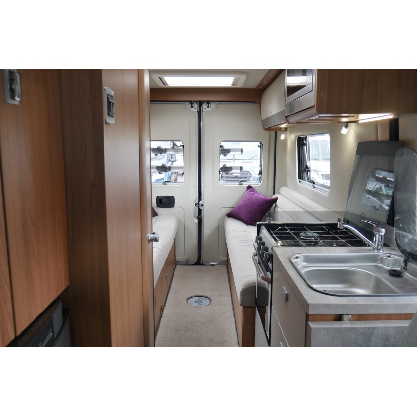 Autotrail V-Line 610 SE