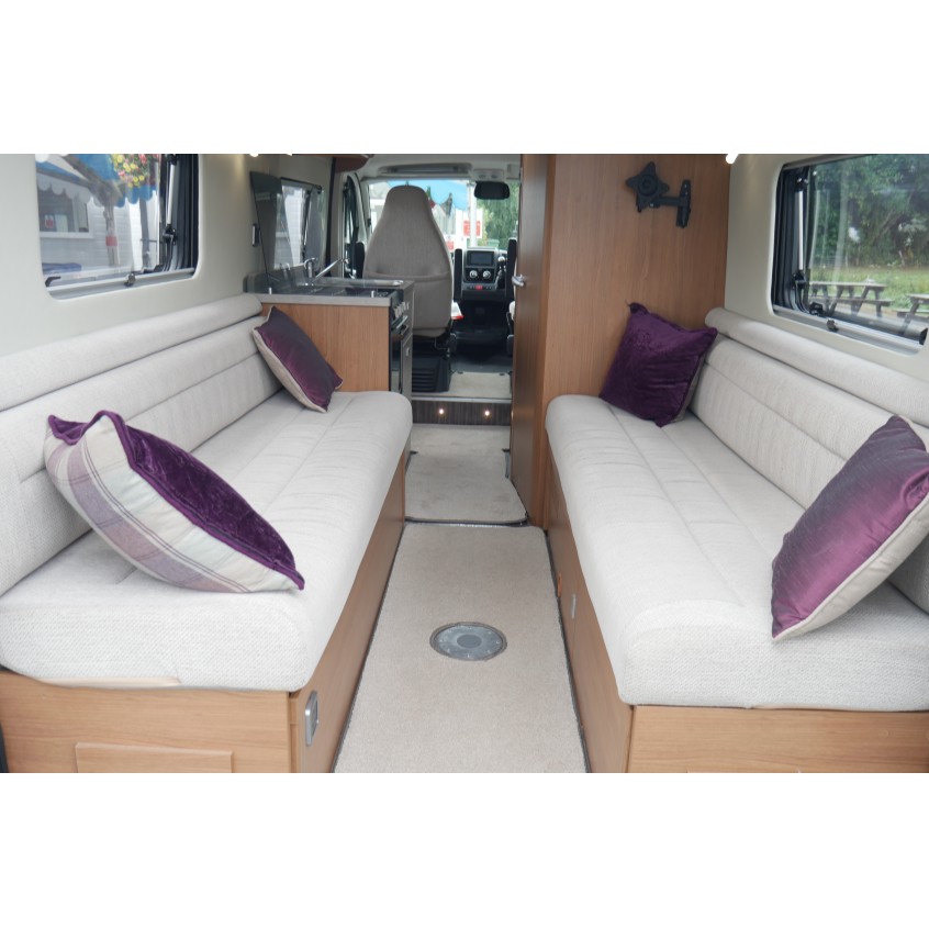 Autotrail V-Line 610 SE