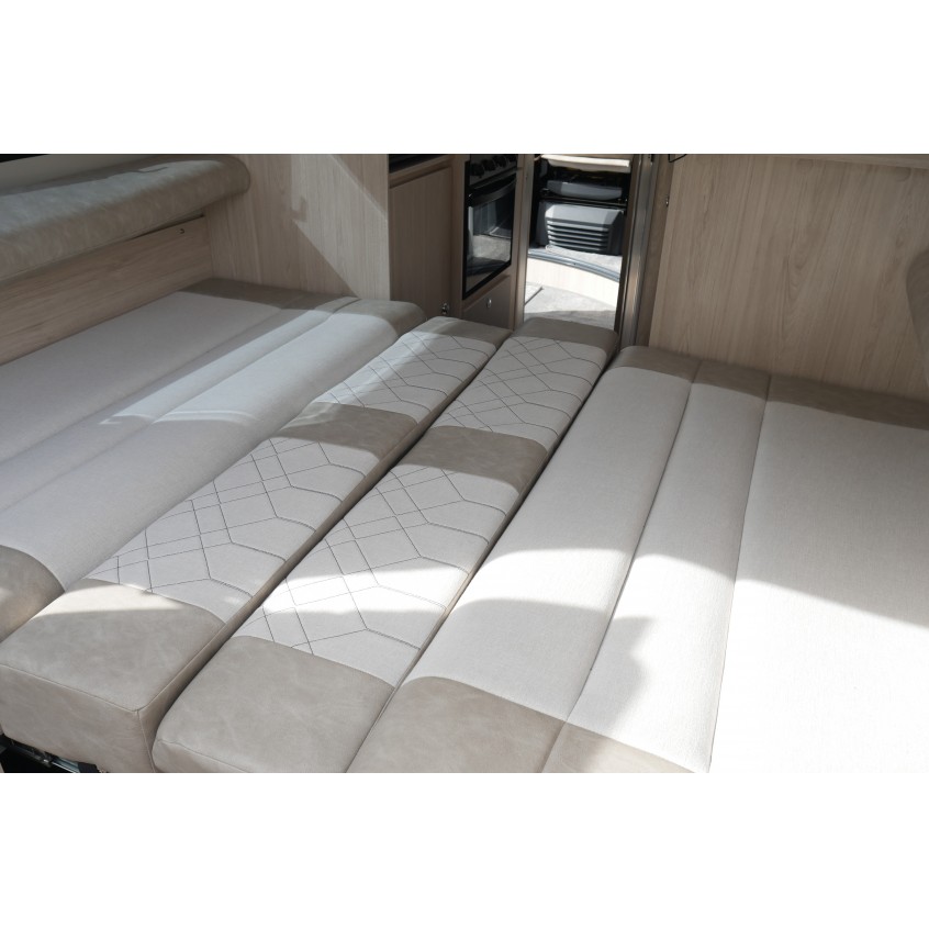 Elddis Signature CV40 - AUTOMATIC