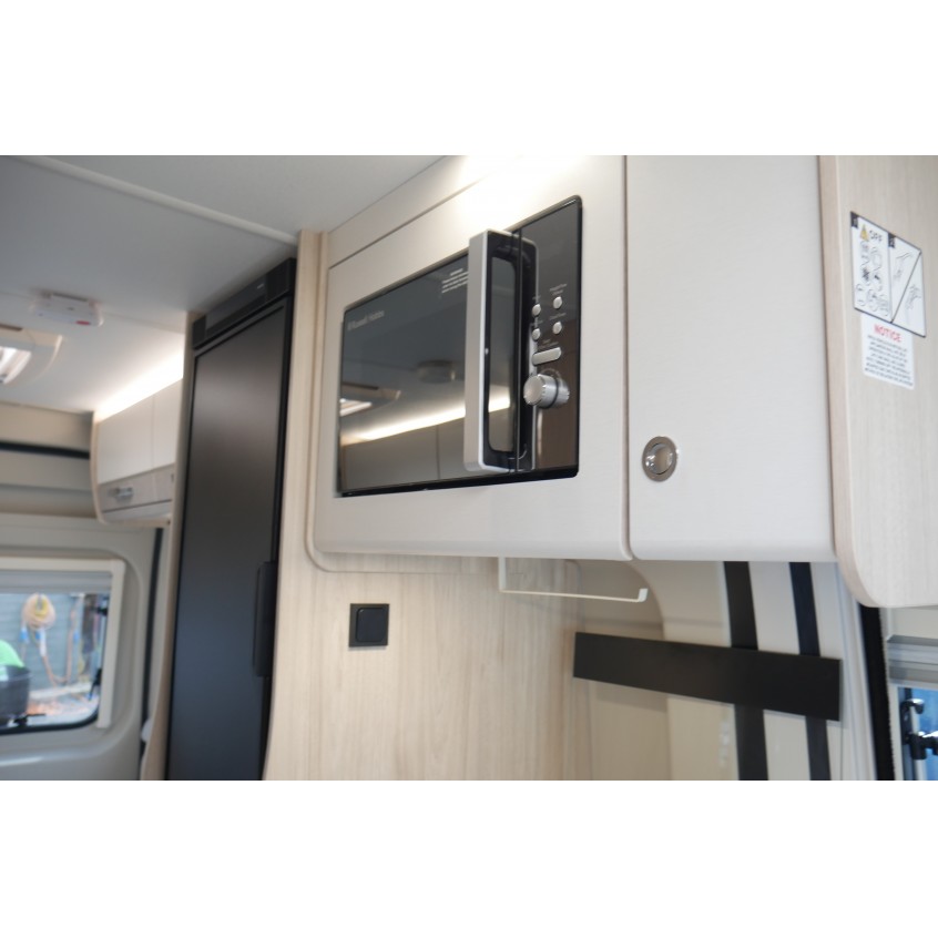 Elddis Signature CV40 - AUTOMATIC