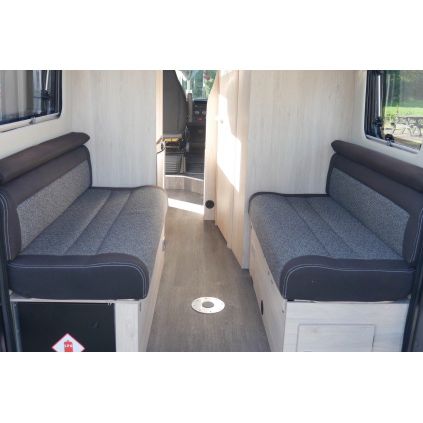 Autotrail Expedition 67